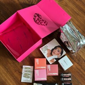 HUDA BEAUTY PR PACKAGE ALL BRANDNEW AND SEALED • check photos for shades
